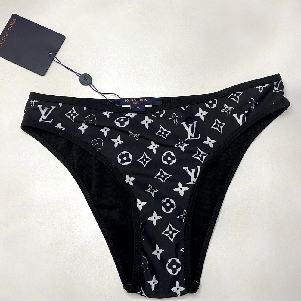 NWT Black & White Swimsuit Bottom